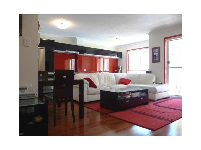 33/11-19 Taylor St, Biggera Waters QLD 4216