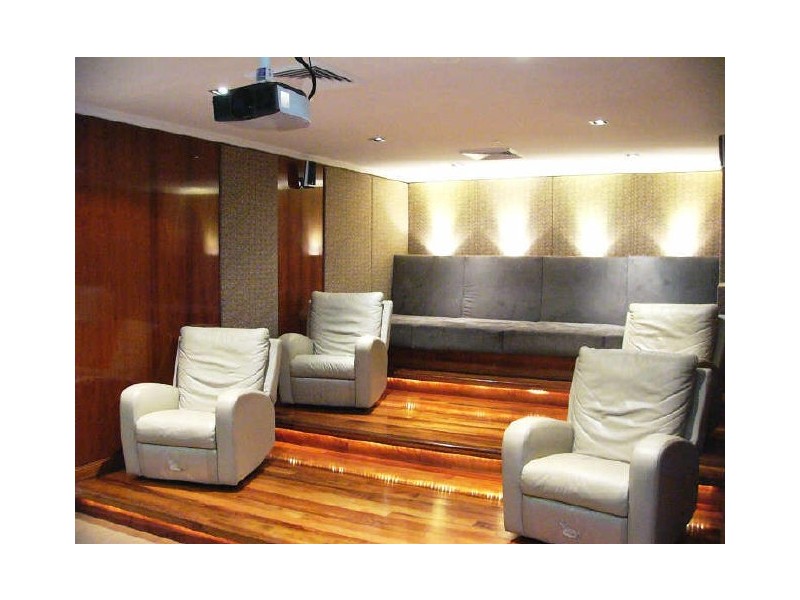 303/300 Marine Parade, Labrador QLD 4215