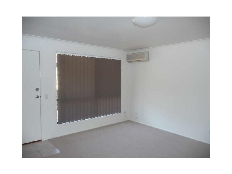 2/96 Kangaroo Ave, Coombabah QLD 4216