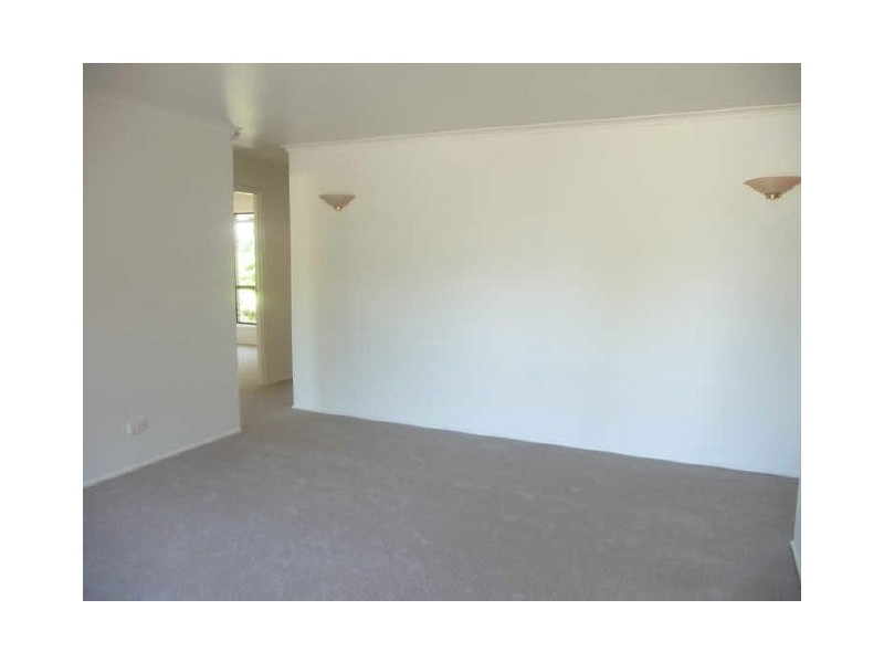 2/96 Kangaroo Ave, Coombabah QLD 4216