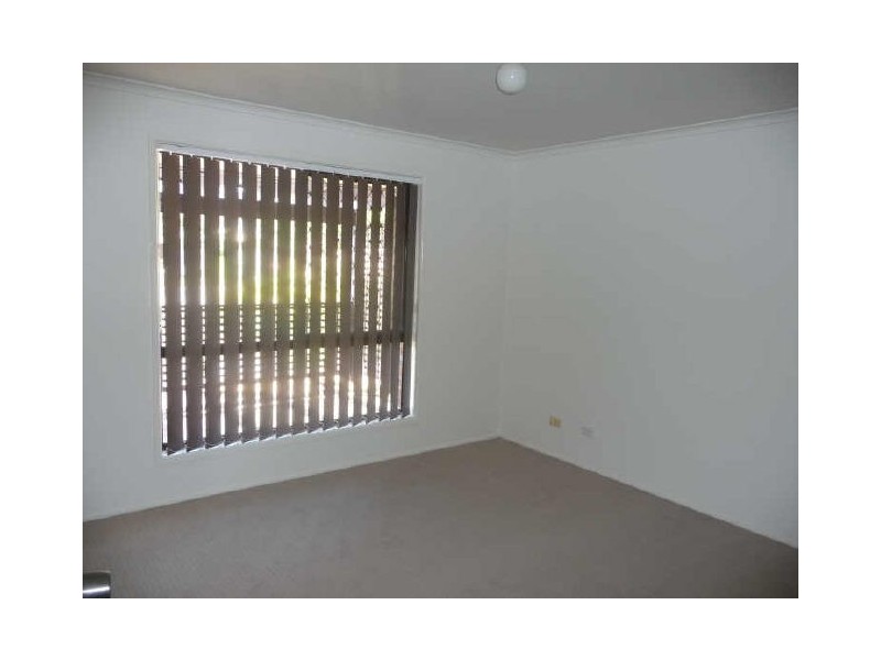 2/96 Kangaroo Ave, Coombabah QLD 4216