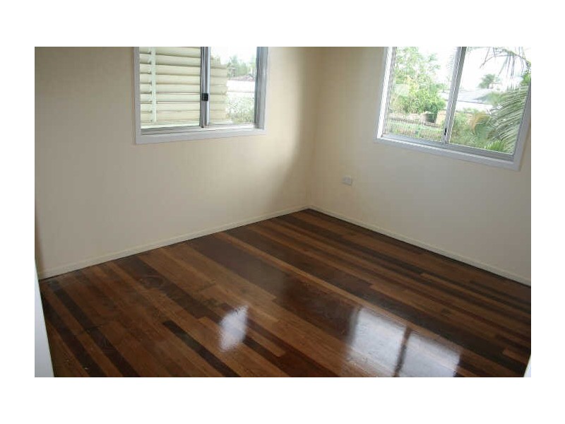 6 Kathleen Street, Sarina QLD 4737