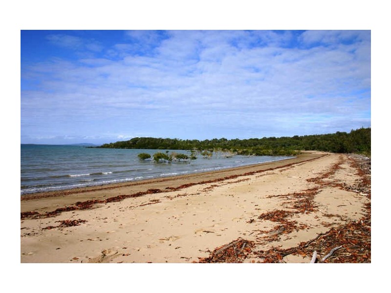 600 Miran Khan Drive, Freshwater Point QLD 4737