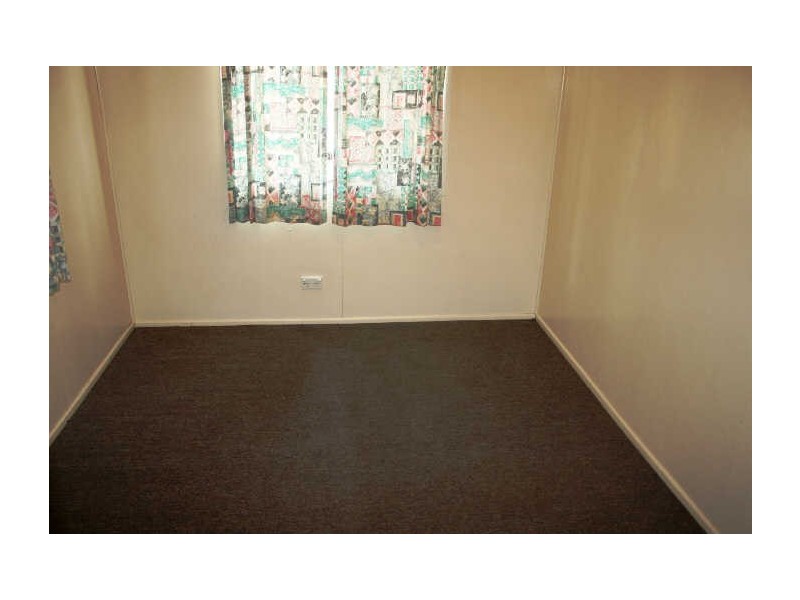 39 Beach Road, Sarina QLD 4737