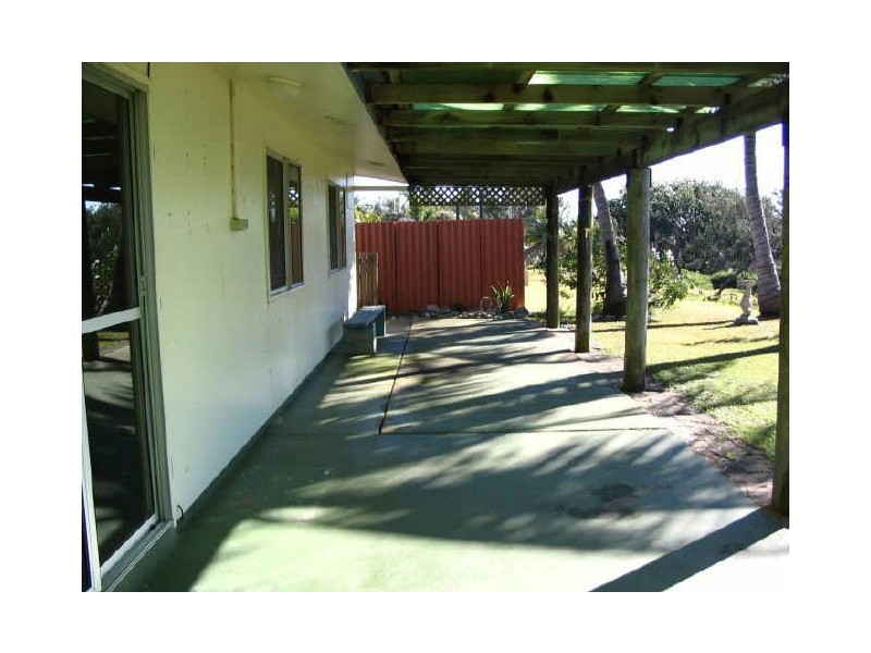 Salonika Beach QLD 4740