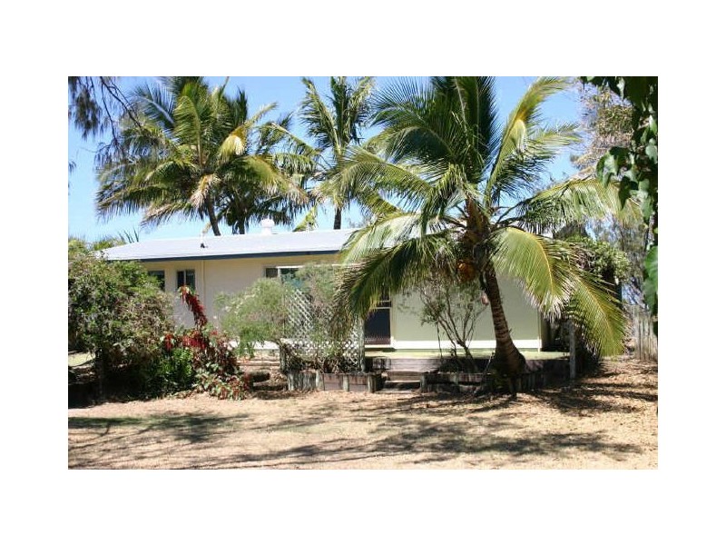 Salonika Beach QLD 4740