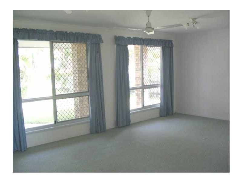 125 Rasmussen Avenue, Salonika Beach QLD 4740