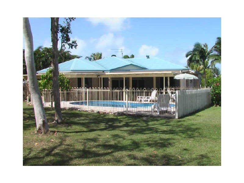 Grasstree Beach QLD 4740