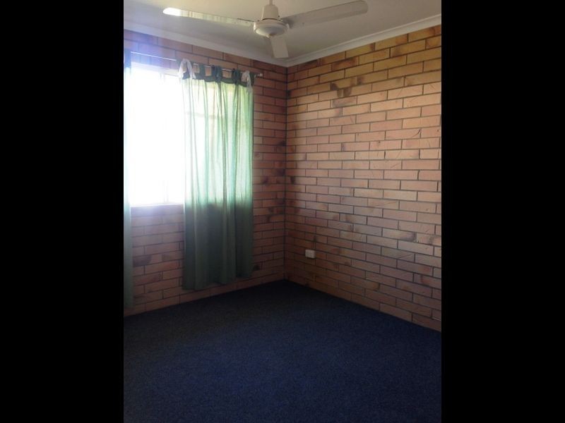 2/69 West Street, Sarina QLD 4737