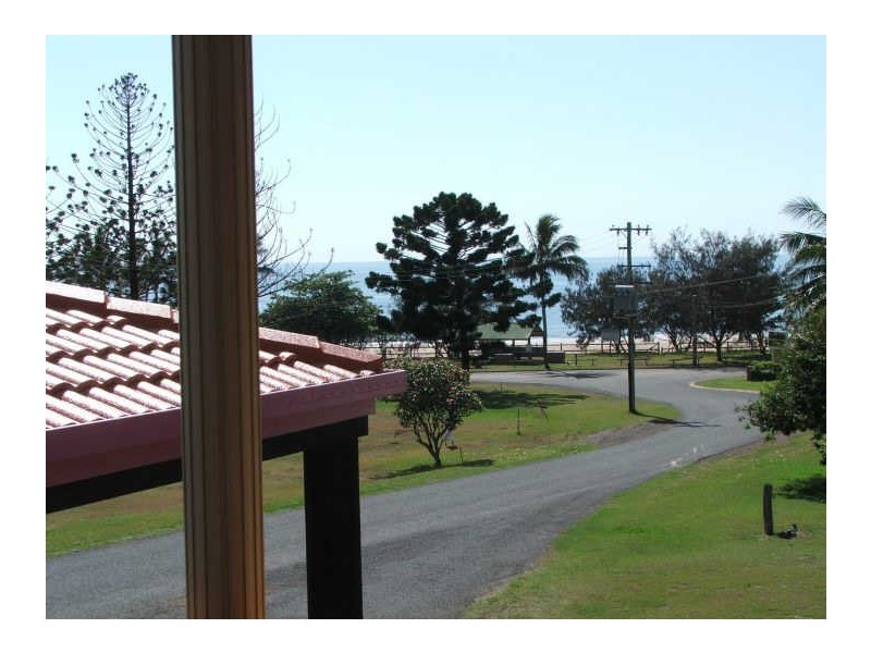 9 Crichton Street, Sarina Beach QLD 4737