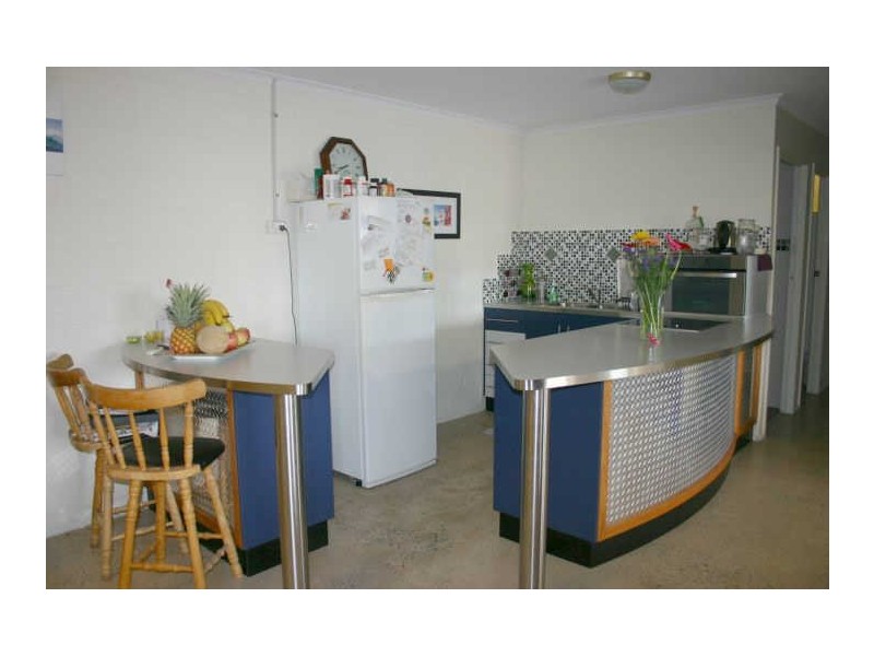 9 Crichton Street, Sarina Beach QLD 4737