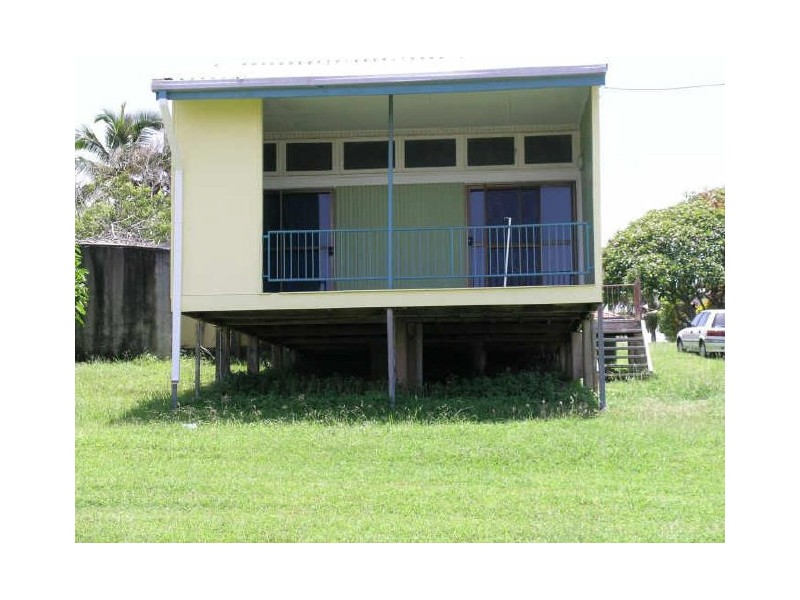 Campwin Beach QLD 4737