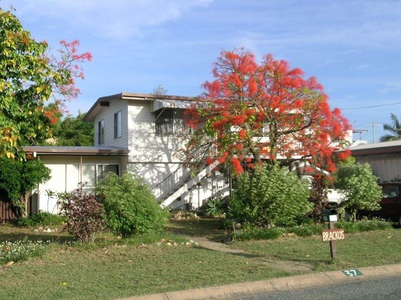 37 Pacific Drive, Salonika Beach QLD 4740
