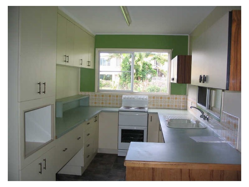 65 ZELMA, Grasstree Beach QLD 4740