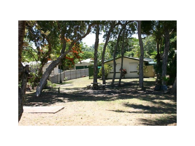Armstrong Beach QLD 4737