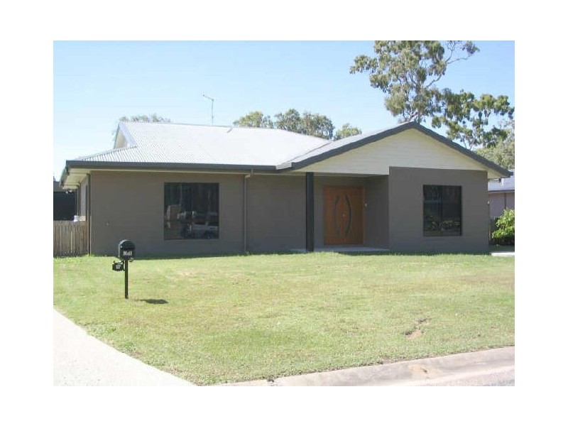 16 Swan Street, Armstrong Beach QLD 4737