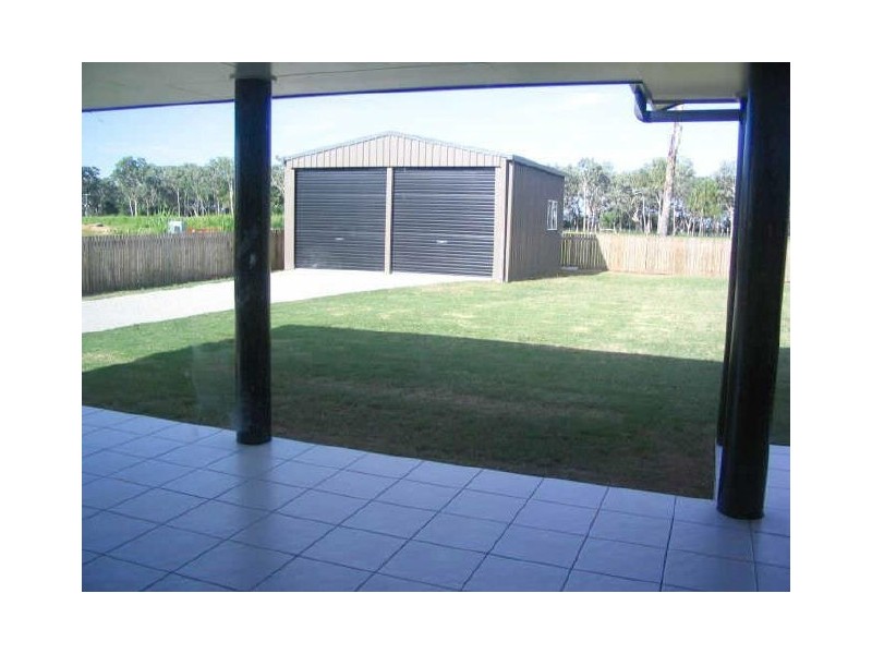 16 Swan Street, Armstrong Beach QLD 4737