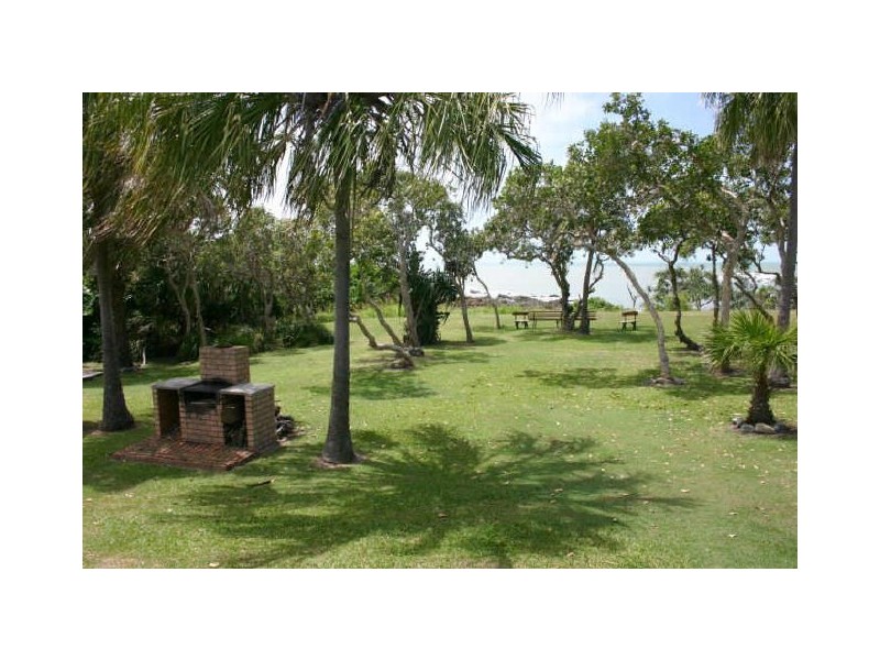 Grasstree Beach QLD 4740