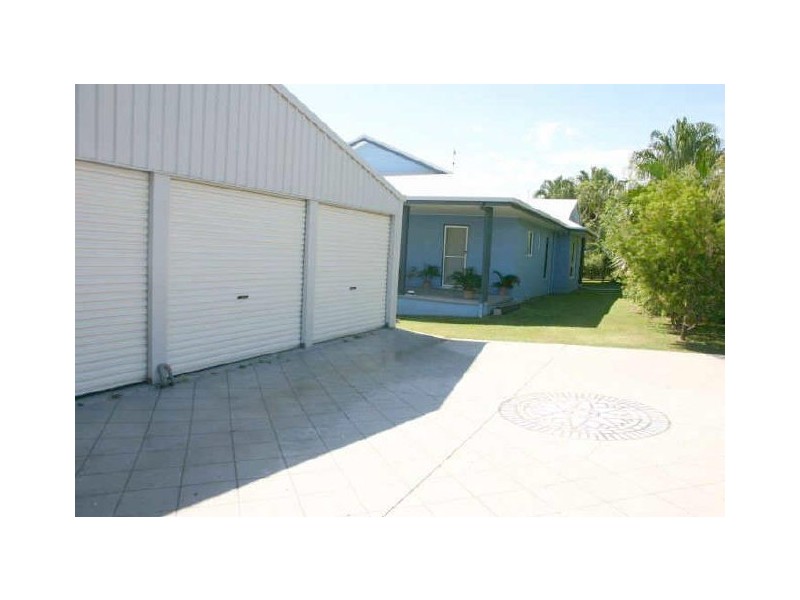 Grasstree Beach QLD 4740