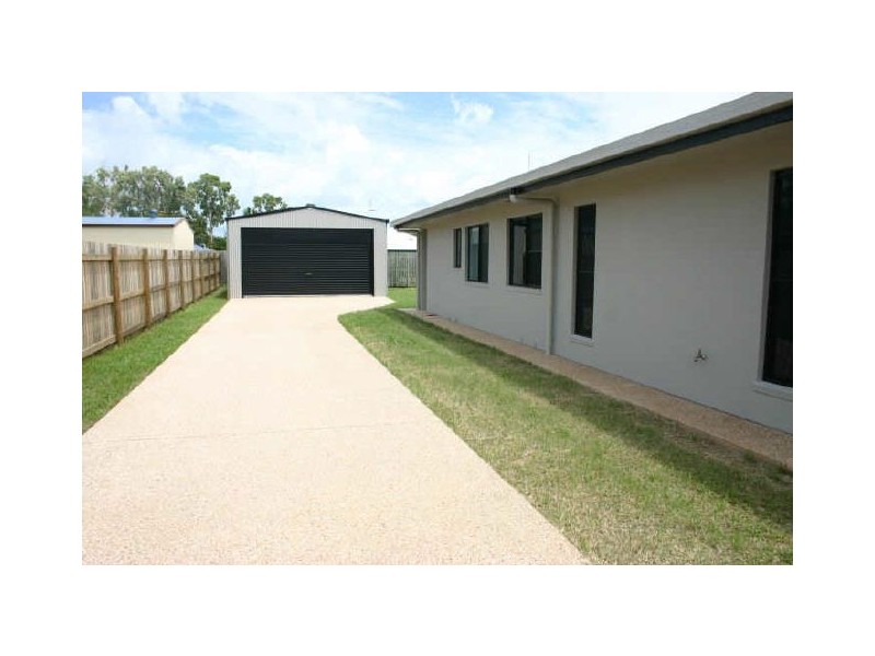 Armstrong Beach QLD 4737