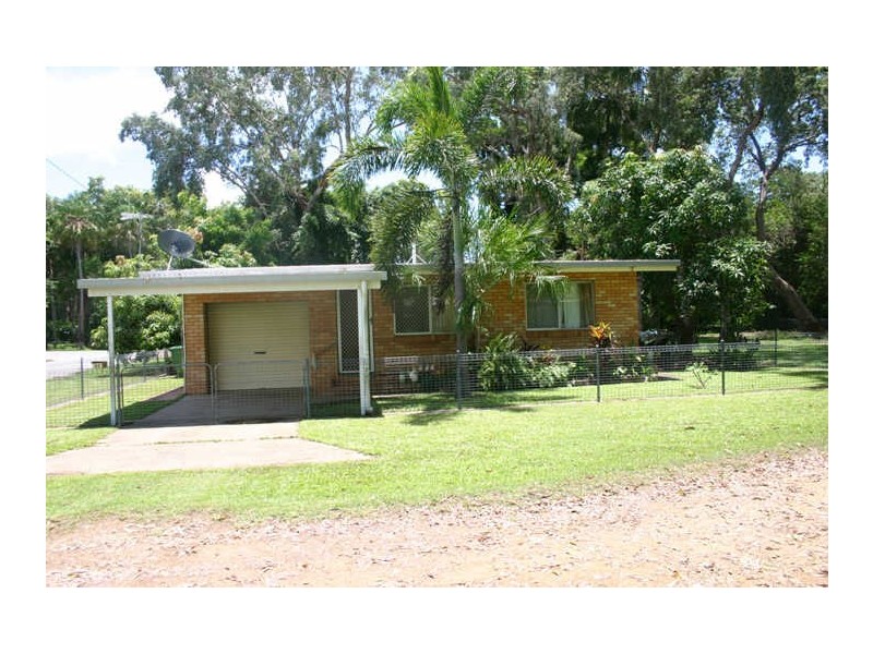 84-86 Melba Street, Armstrong Beach QLD 4737