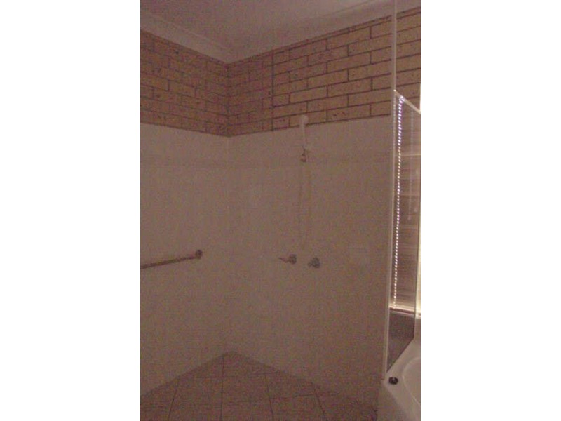 2/6 Innes Street, Sarina QLD 4737