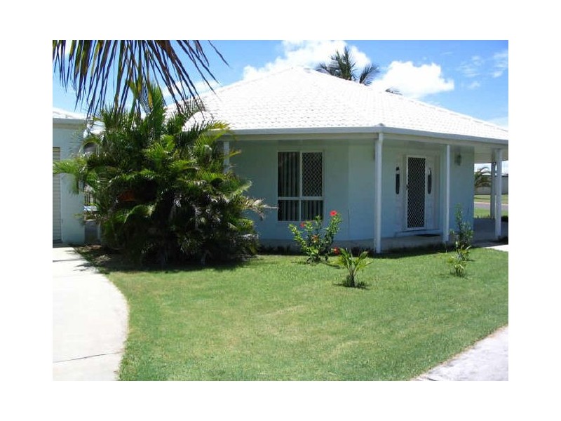 92 Rasmussen Avenue, Salonika Beach QLD 4740