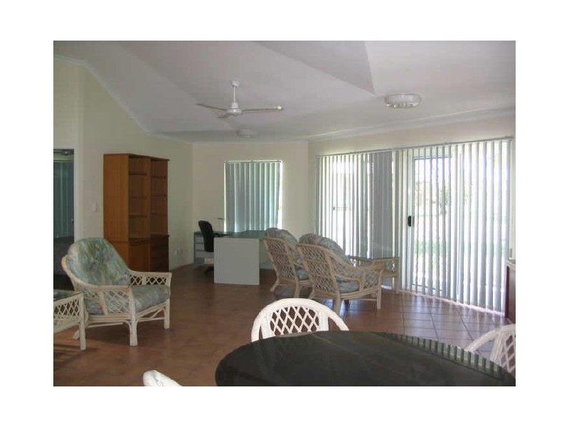 92 Rasmussen Avenue, Salonika Beach QLD 4740