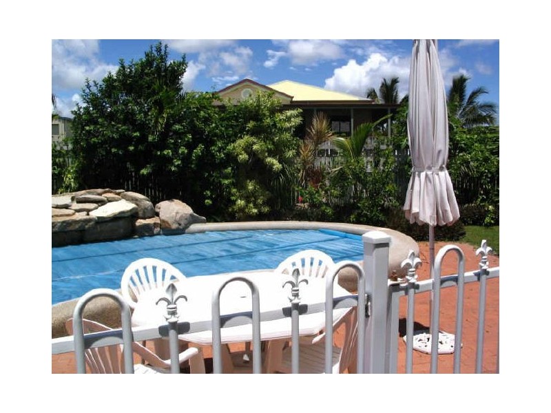 92 Rasmussen Avenue, Salonika Beach QLD 4740