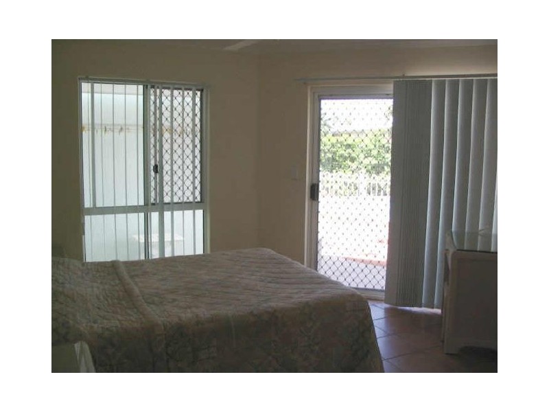 92 Rasmussen Avenue, Salonika Beach QLD 4740