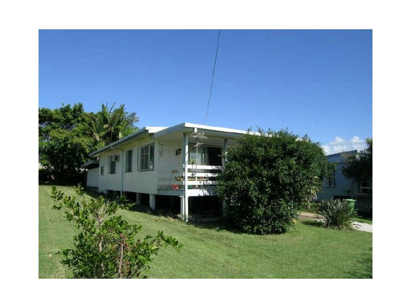 17 Coopers Avenue, Campwin Beach QLD 4737