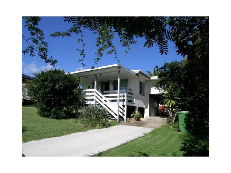 17 Coopers Avenue, Campwin Beach QLD 4737