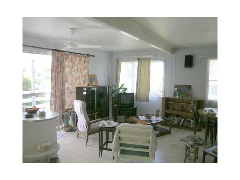 17 Coopers Avenue, Campwin Beach QLD 4737