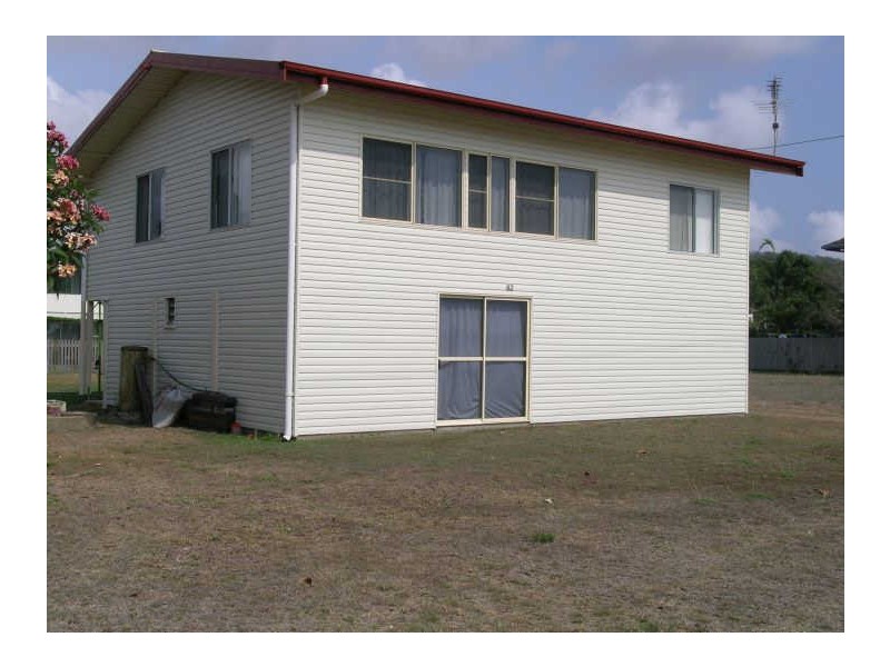 82 The Esplanade, Grasstree Beach QLD 4740