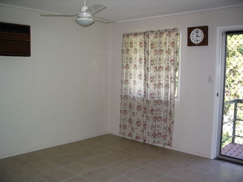2 Goonyella Avenue, Sarina QLD 4737