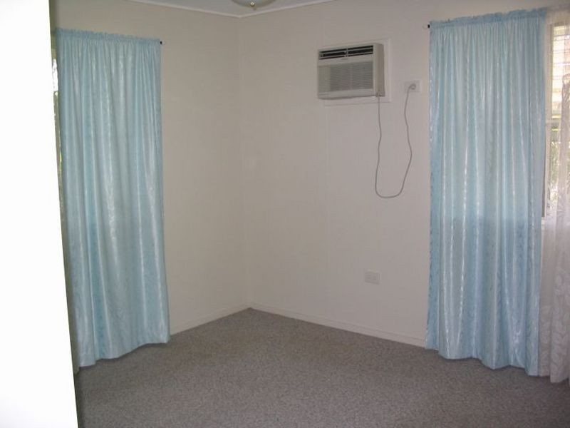 2 Goonyella Avenue, Sarina QLD 4737