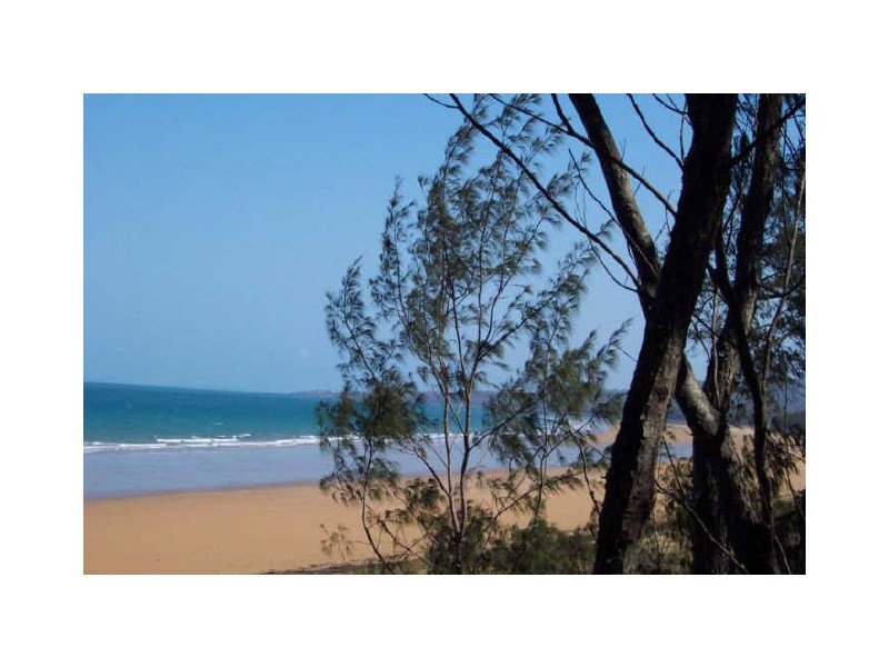 Salonika Beach QLD 4740