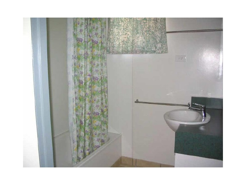 2 Melba Street, Armstrong Beach QLD 4737