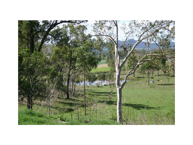 Oakenden QLD 4741