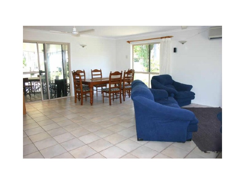 Grasstree Beach QLD 4740