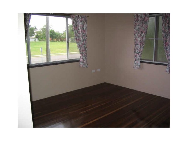 10 Brandon Street, Sarina QLD 4737