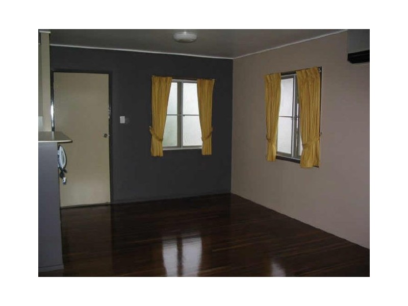 10 Brandon Street, Sarina QLD 4737