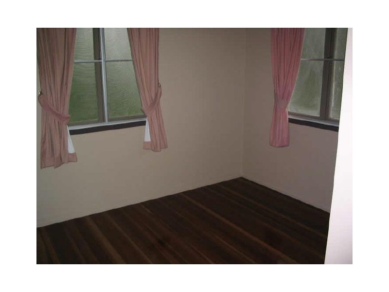 10 Brandon Street, Sarina QLD 4737