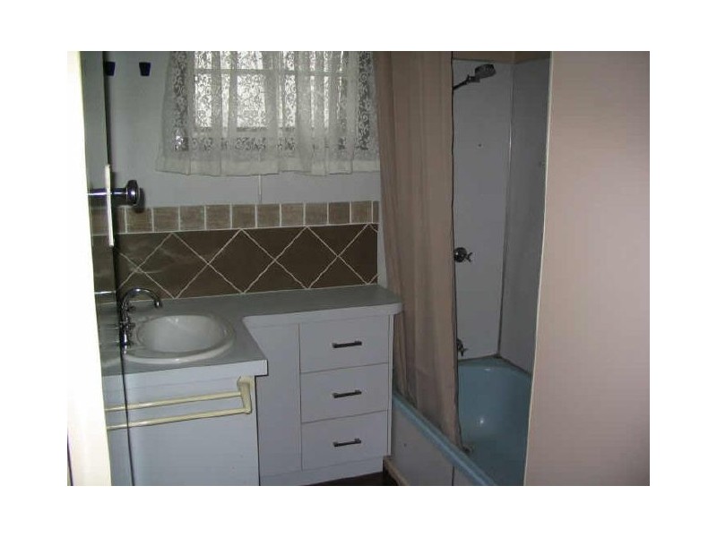 10 Brandon Street, Sarina QLD 4737