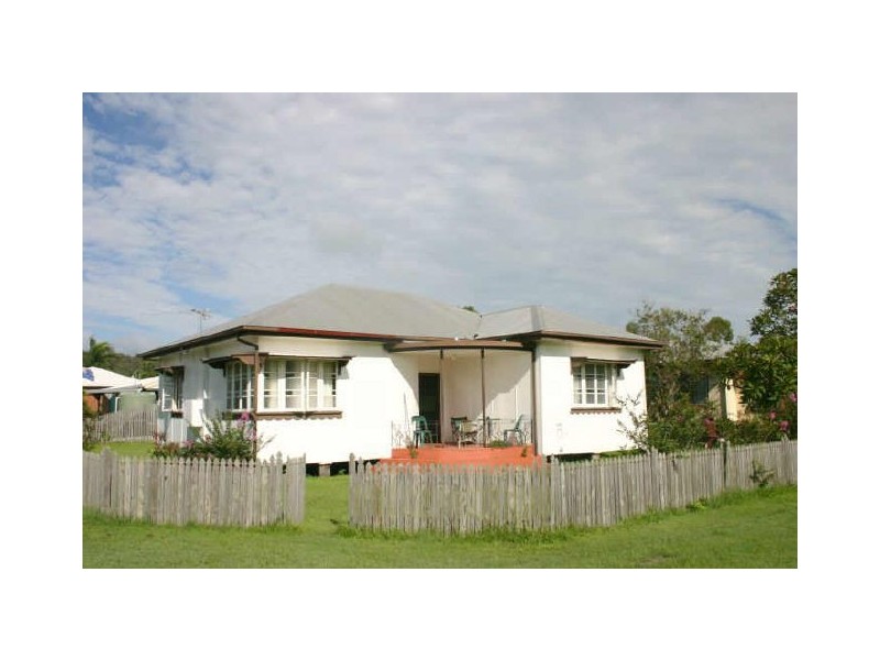 1 Dawson, Sarina QLD 4737