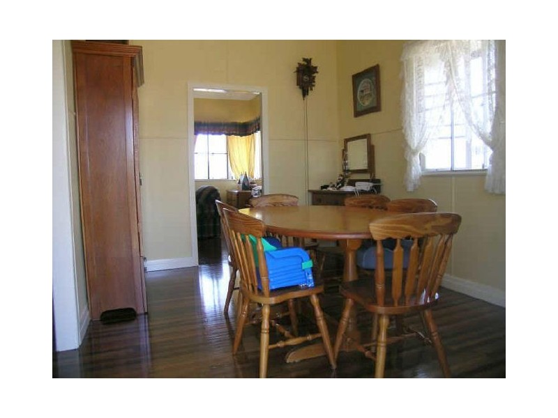 1 Dawson, Sarina QLD 4737