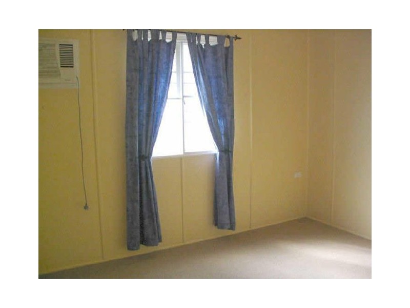 1 Dawson, Sarina QLD 4737