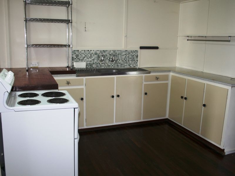 42 Westcott Avenue, Campwin Beach QLD 4737