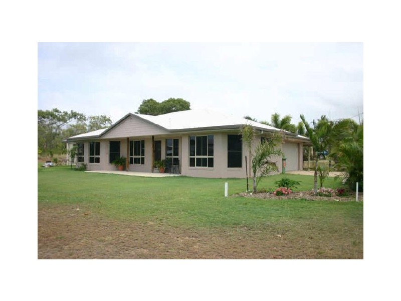 Grasstree Beach QLD 4740