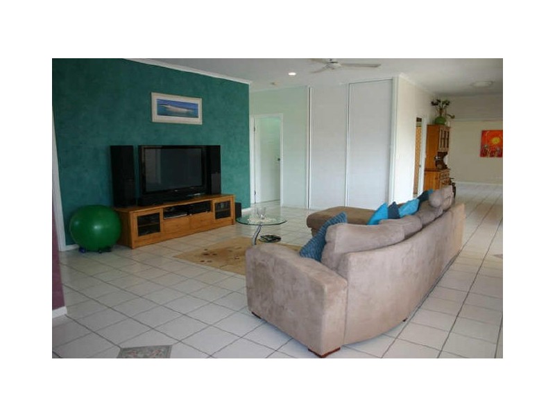 Salonika Beach QLD 4740